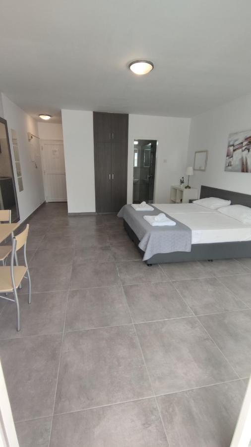 Nissi Avenue Studio Ayia Napa Bagian luar foto