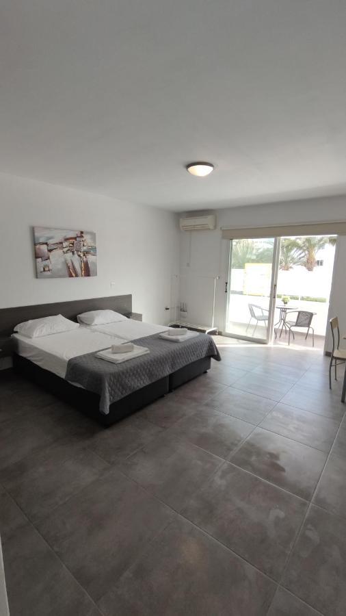 Nissi Avenue Studio Ayia Napa Bagian luar foto